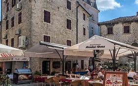 Hotel Rendez Vous