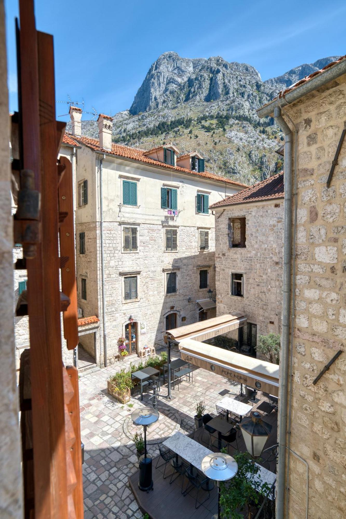 Hotel Rendez Vous Kotor Eksteriør bilde